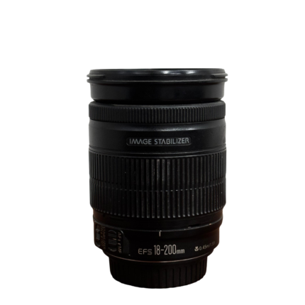 Canon EF-S 18–200mm lens