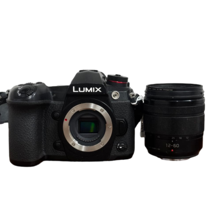 Panasonic Lumix G9 with Lumix G 12-60mm